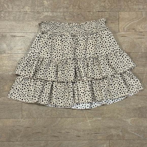 Alya Dresses & Skirts - NWT Alya Light Tan Skirt